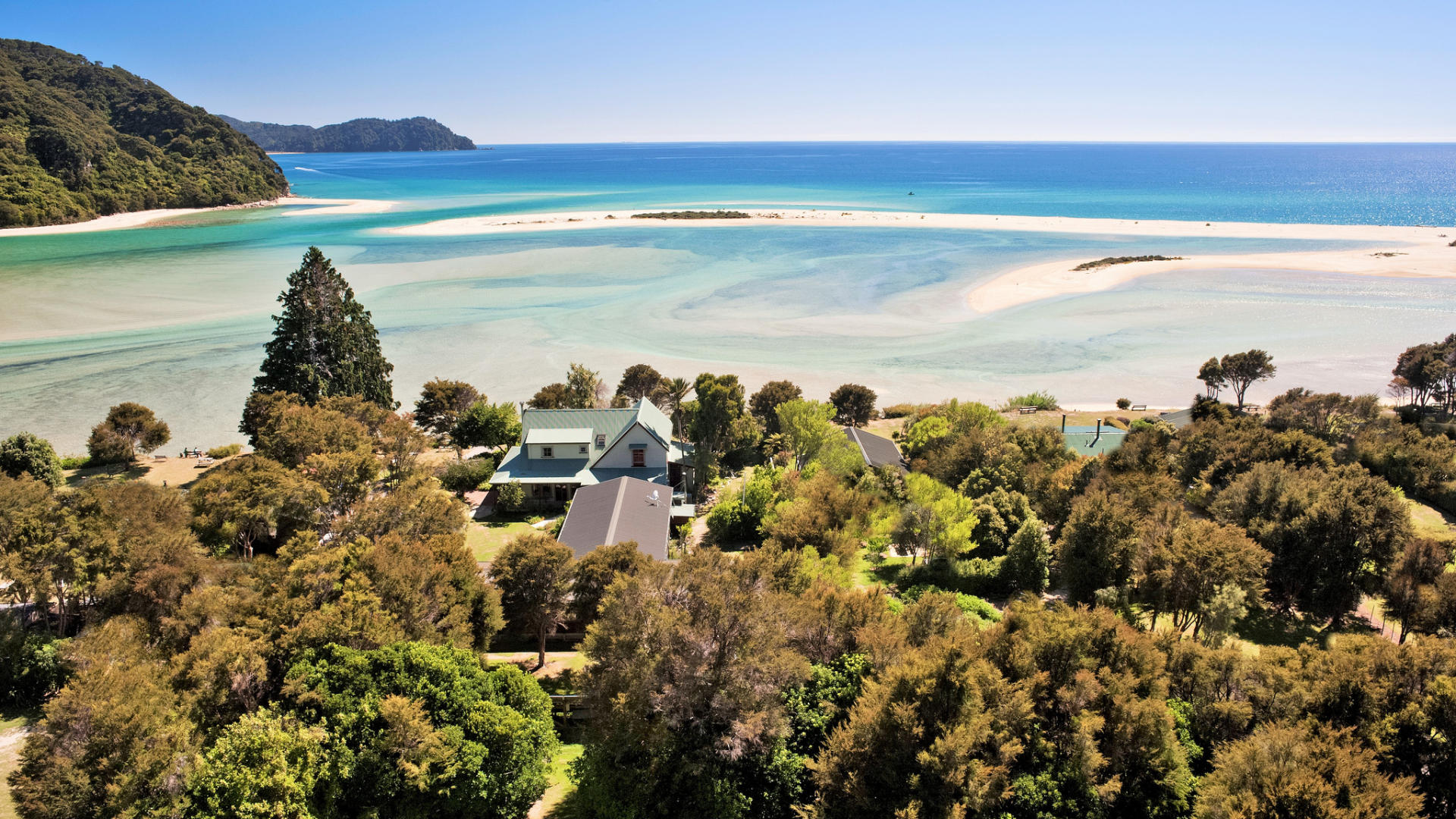 Meadowbank Homestead at Awaroa